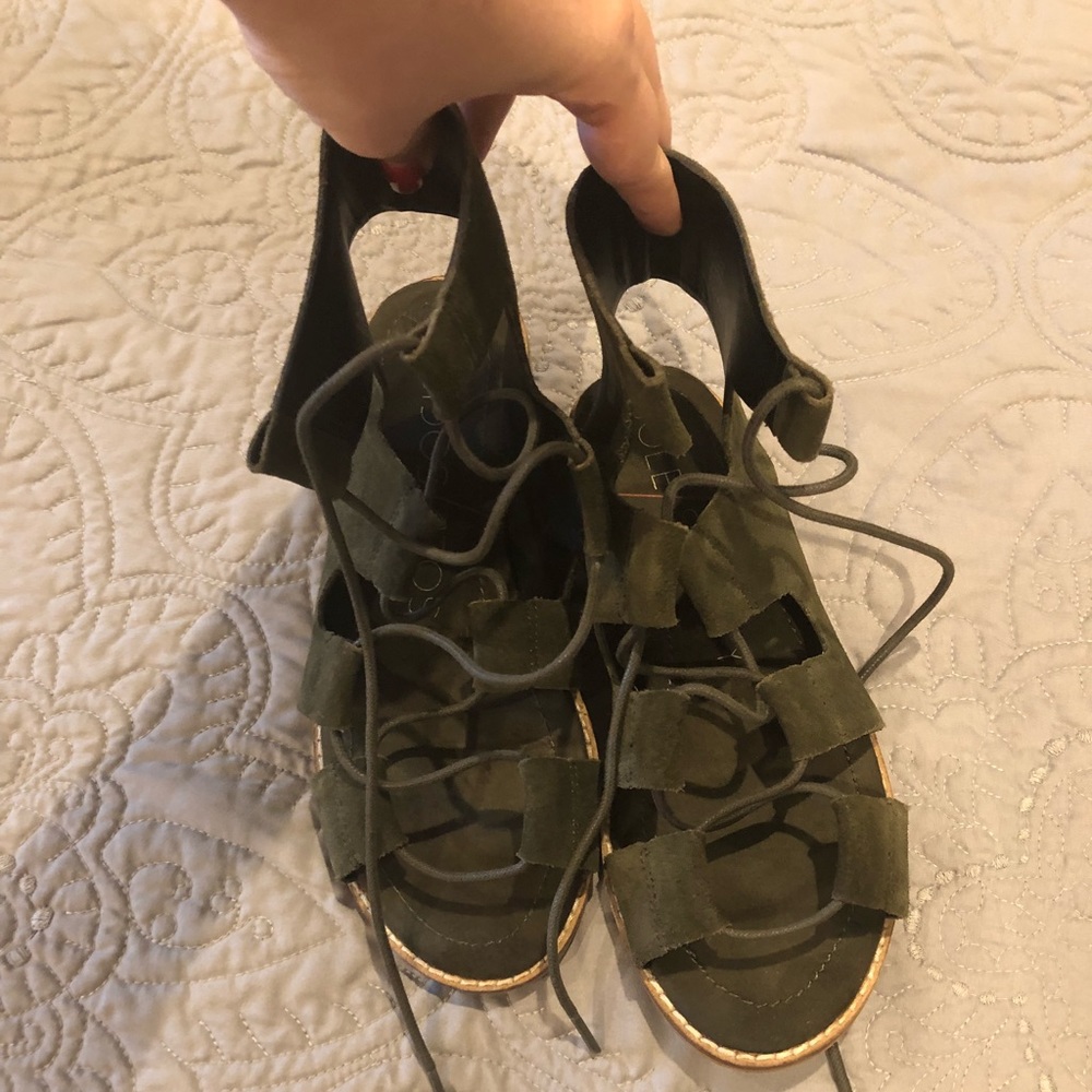 Sole Society green lace-up sandals size 5.5